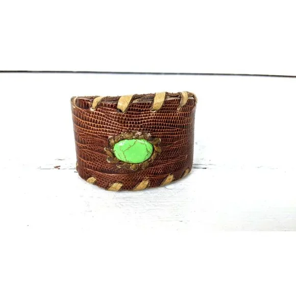 Brown snake skin braided green gemstone leather cuff bracelet - Picture 2 of 6